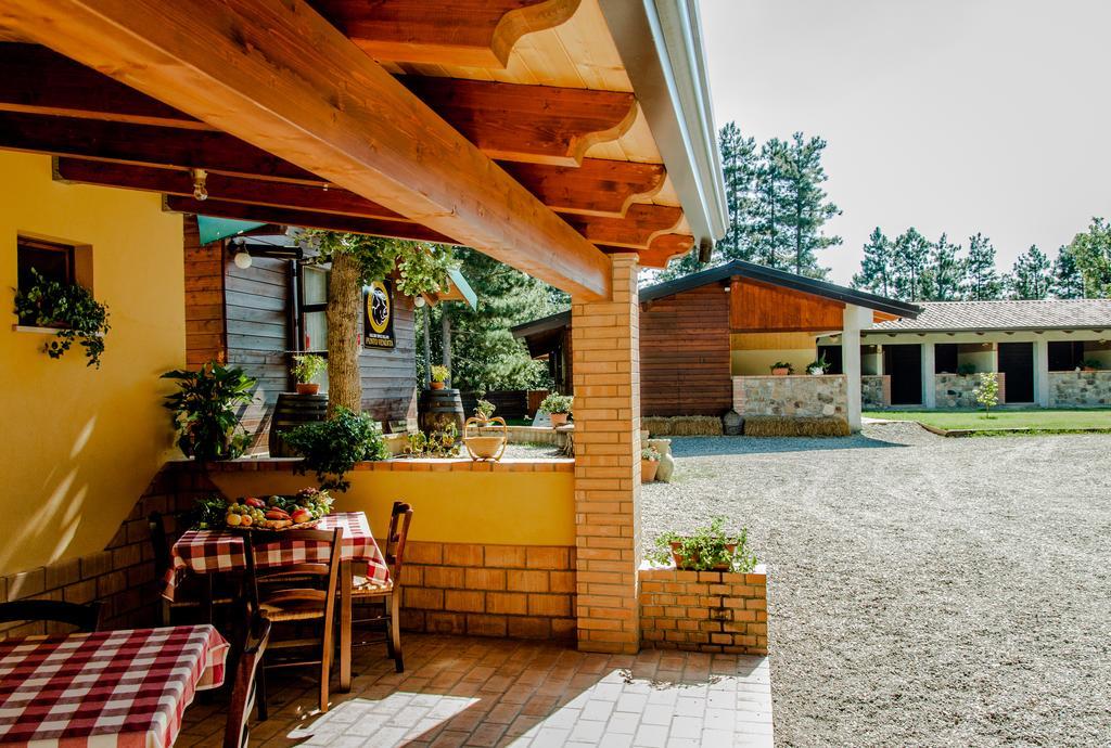 La Taverna Dei Briganti Cotronei Ngoại thất bức ảnh